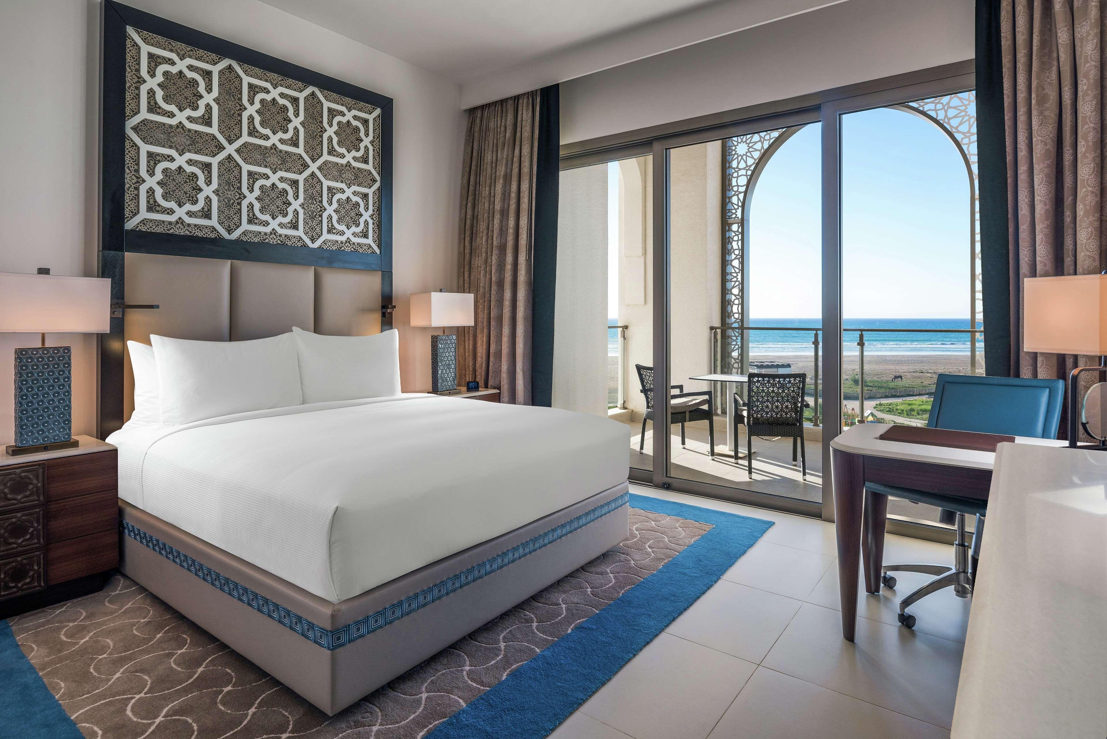 1 BEDROOM, GRAND, DELUXE, SUITE, KING BED, OCEAN VIEW