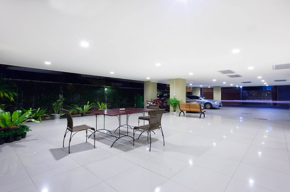 lobby
