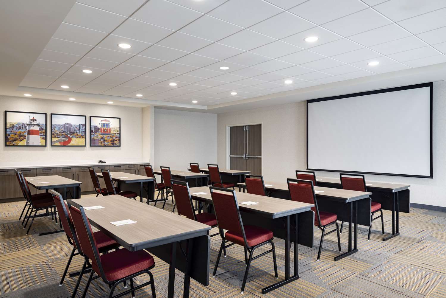 Home2 Suites by Hilton East Haven New Haven 16/17