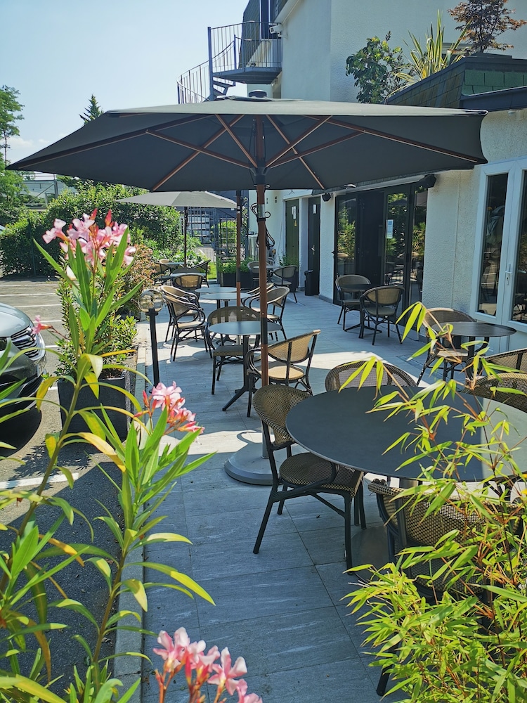 Comfort Hotel Cergy Pontoise Comfort FR06 34/36