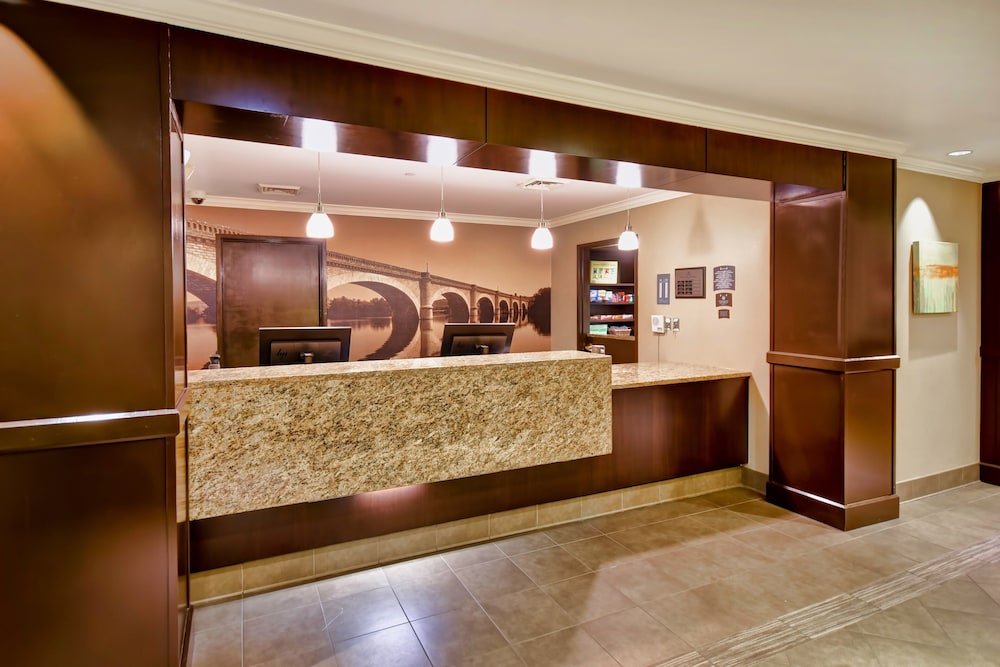 Staybridge Suites Middleton/Madison-West 3/49
