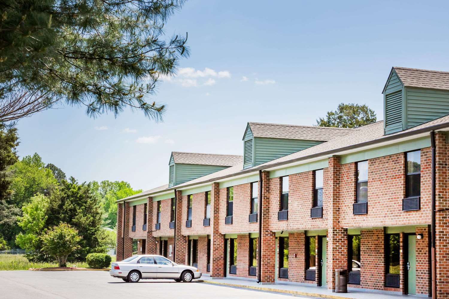 Days Inn By Wyndham Tappahannock 2/5