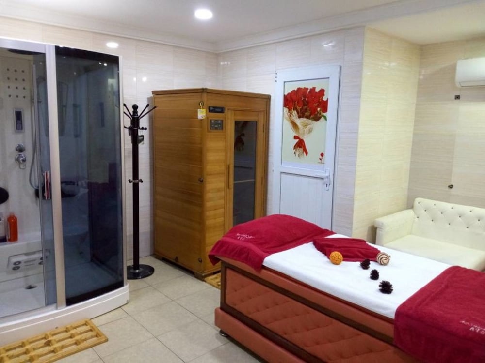 Virginrose Resorts 15/37