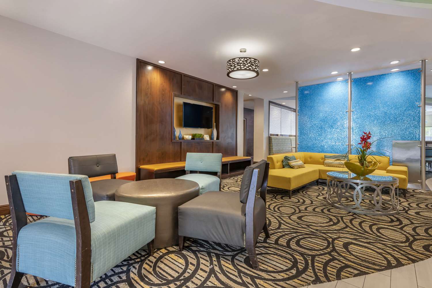 Comfort Suites Fort Lauderdale Airport South & Cruise Port 6/13