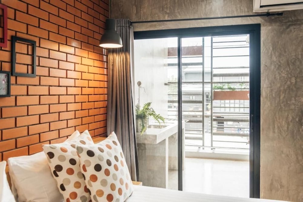 Journey Hostel Suratthani 30/56