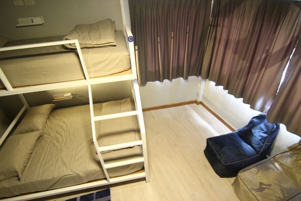 The Moon Hostel Hua Hin 37/68