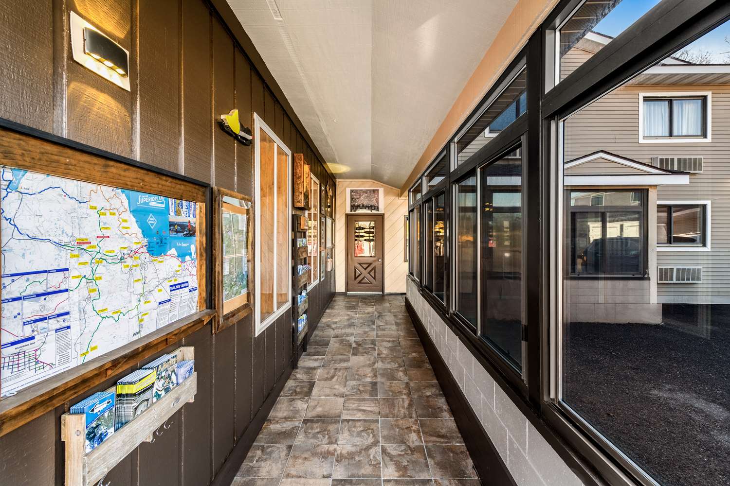 Americas Best Value Inn Marquette 2/46