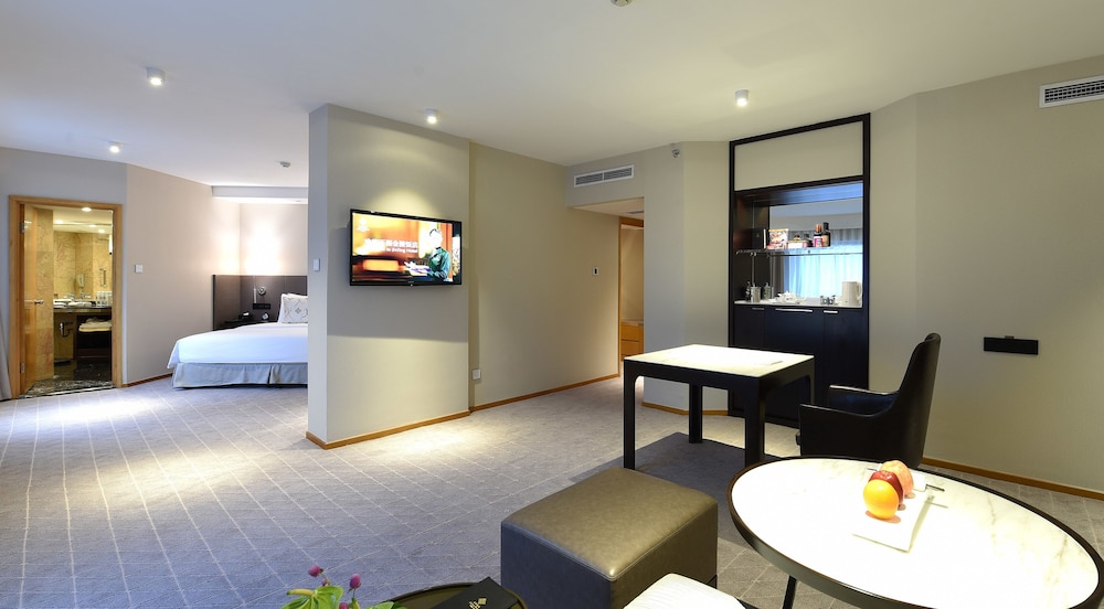 Jinling Hotel 15/52