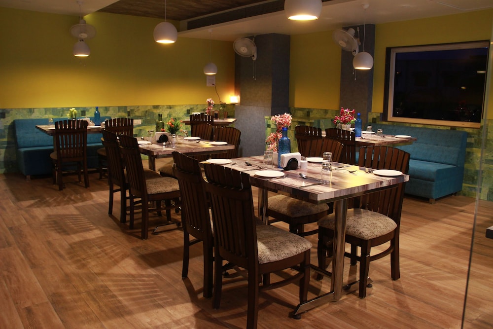 Hotel Dayal Paradise 24/26