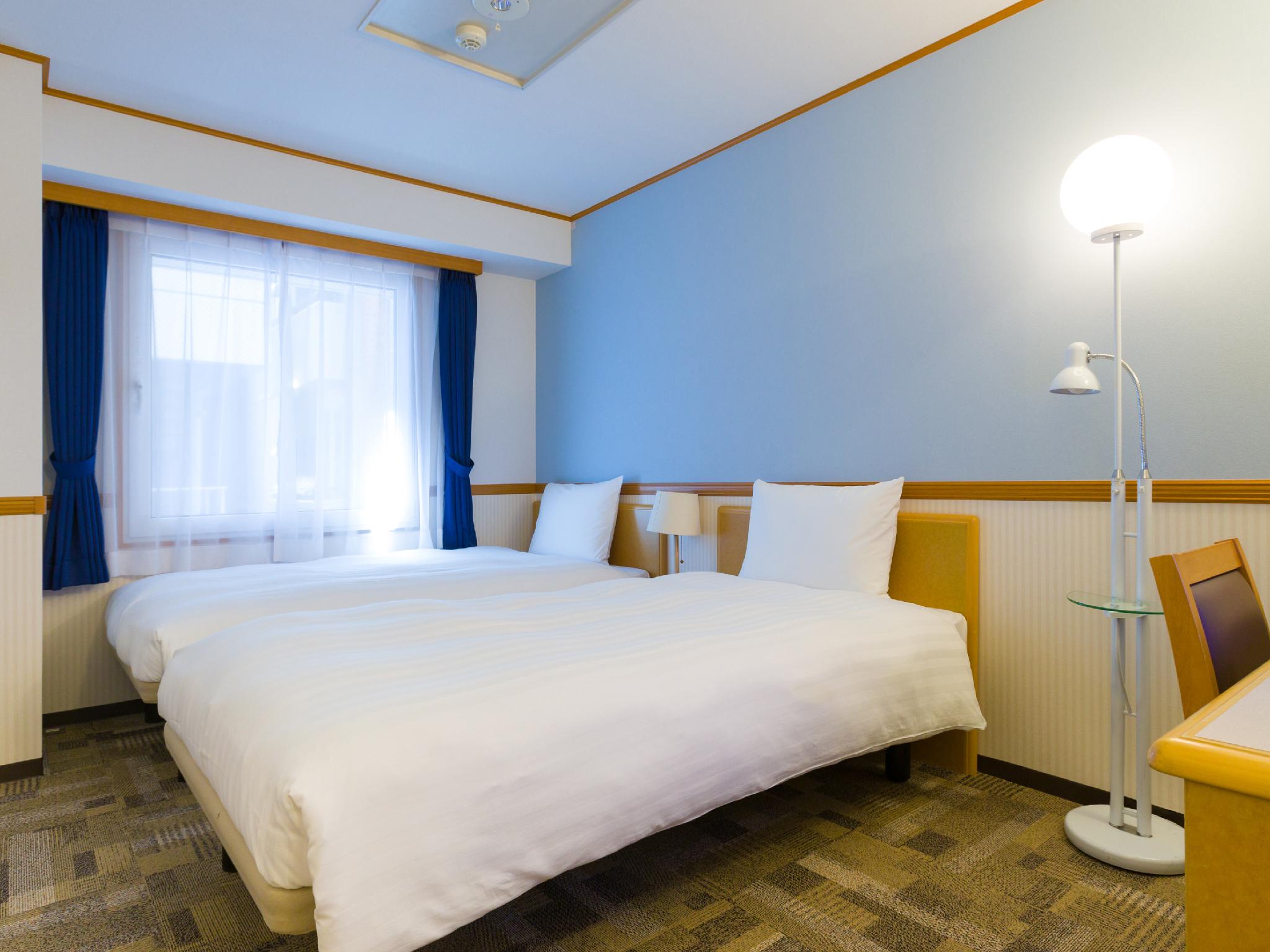 Semi Room, 2 Semi Double Beds