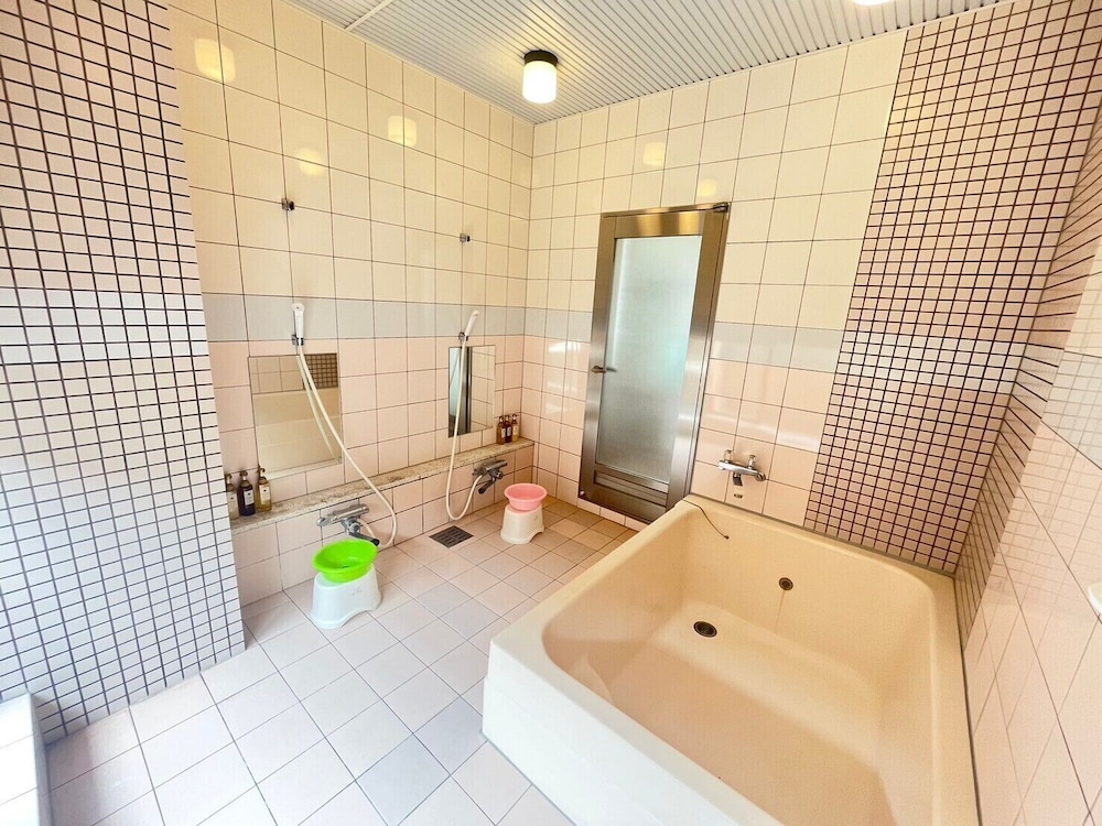 Heiwadai Hotel 5 57/58