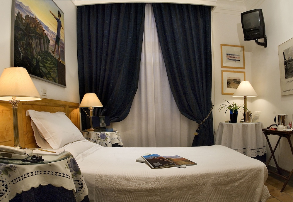 Hotel Locanda Cairoli 18/50
