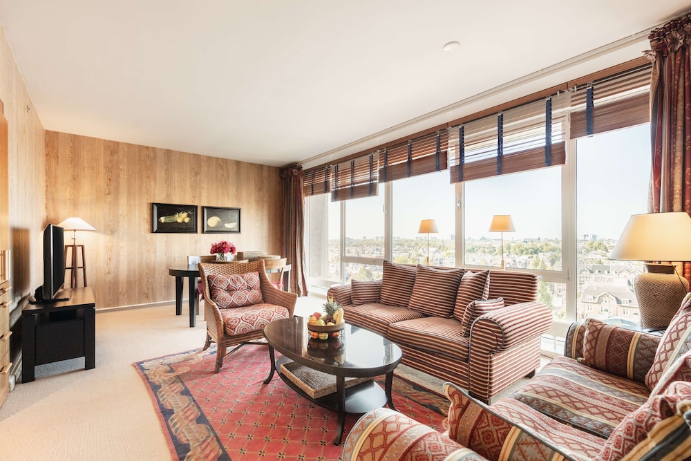 Hilton Amsterdam 39/61