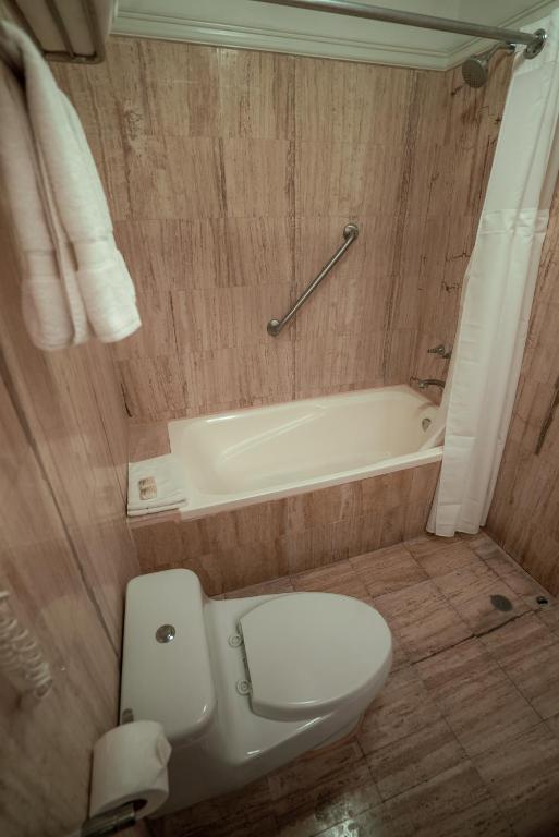 غرفة بريميوم بسريرين منفصلين، Wyndham Costa Del Sol Trujillo 7/7