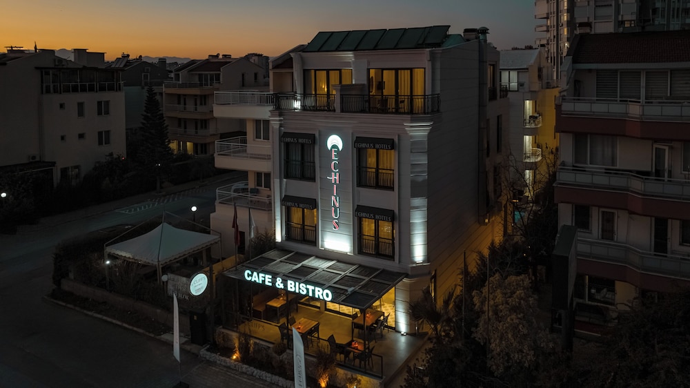 Echinus Hotels 5/48