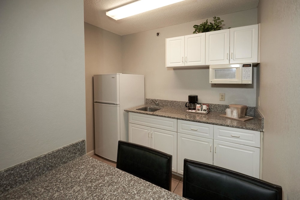 Quality Inn Augusta West Near Fort Gordon 16/31
