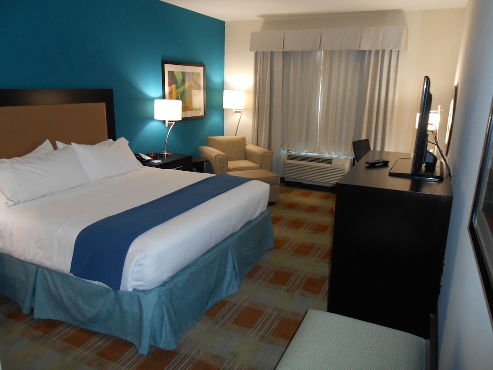 STANDARD, KING BED, ACCESSIBLE
