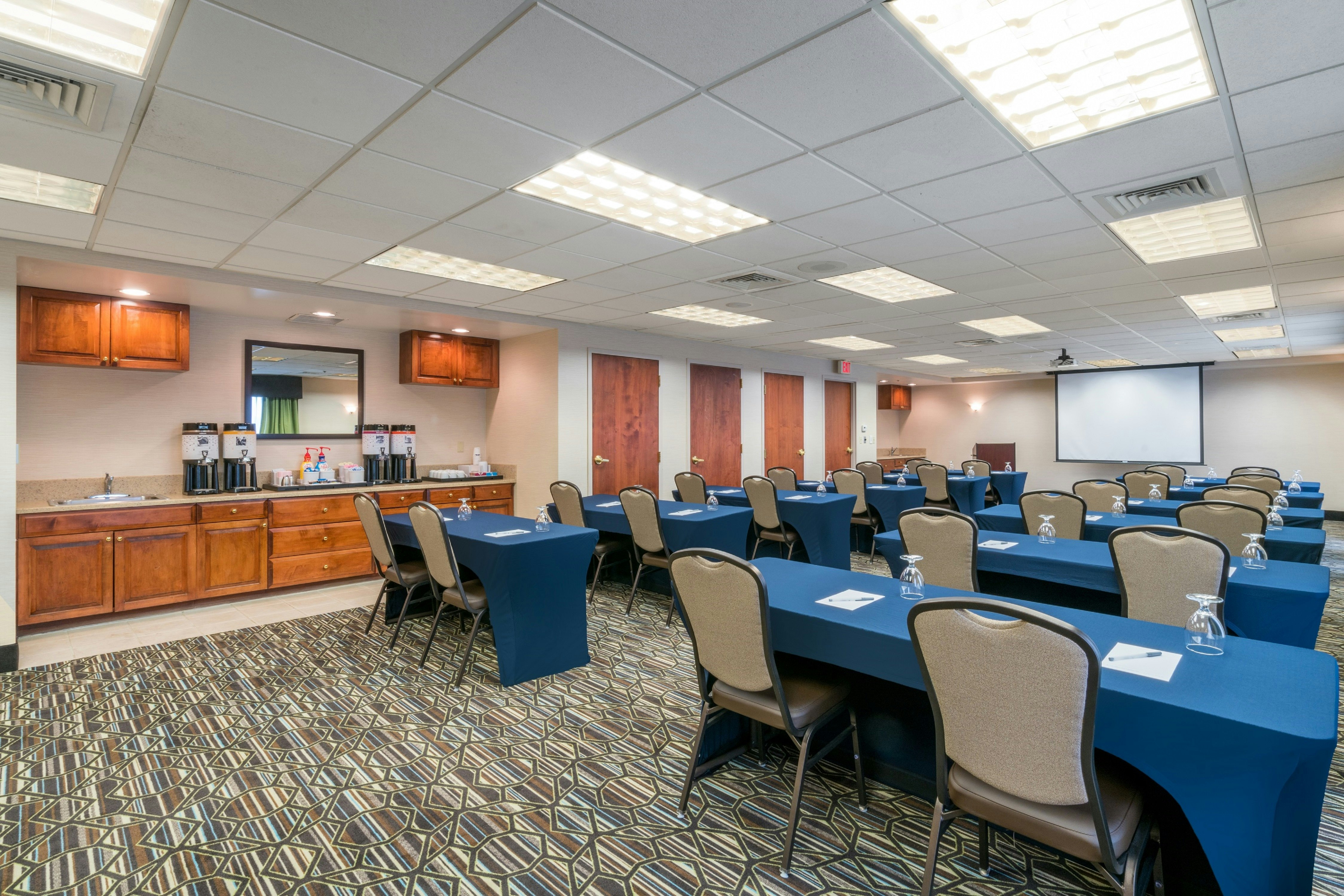 Hampton Inn And Suites Valley Forge Oaks 48/53