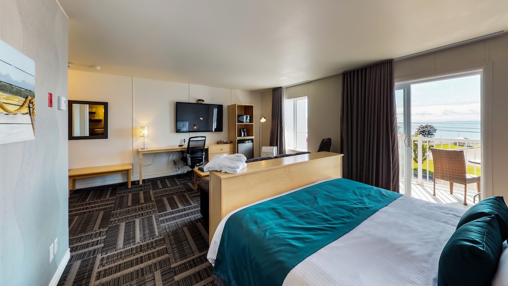 Hostellerie Baie Bleue 28/72