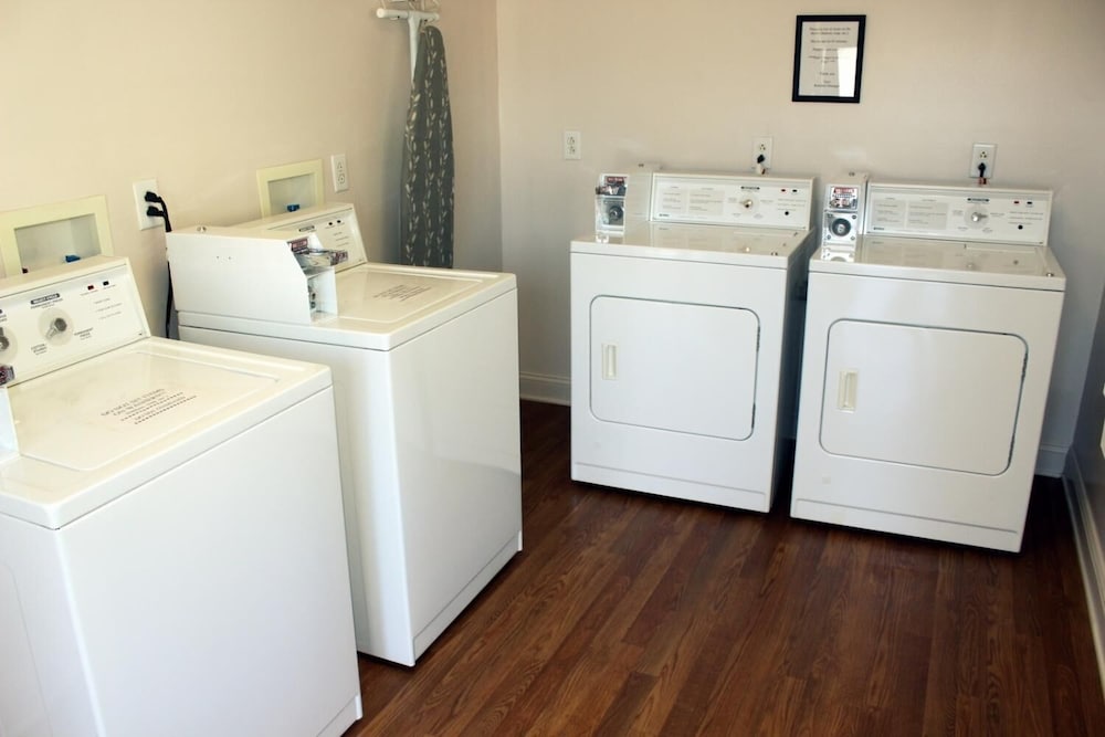Affordable Suites Hickory/Conover NC Hotel 4/31