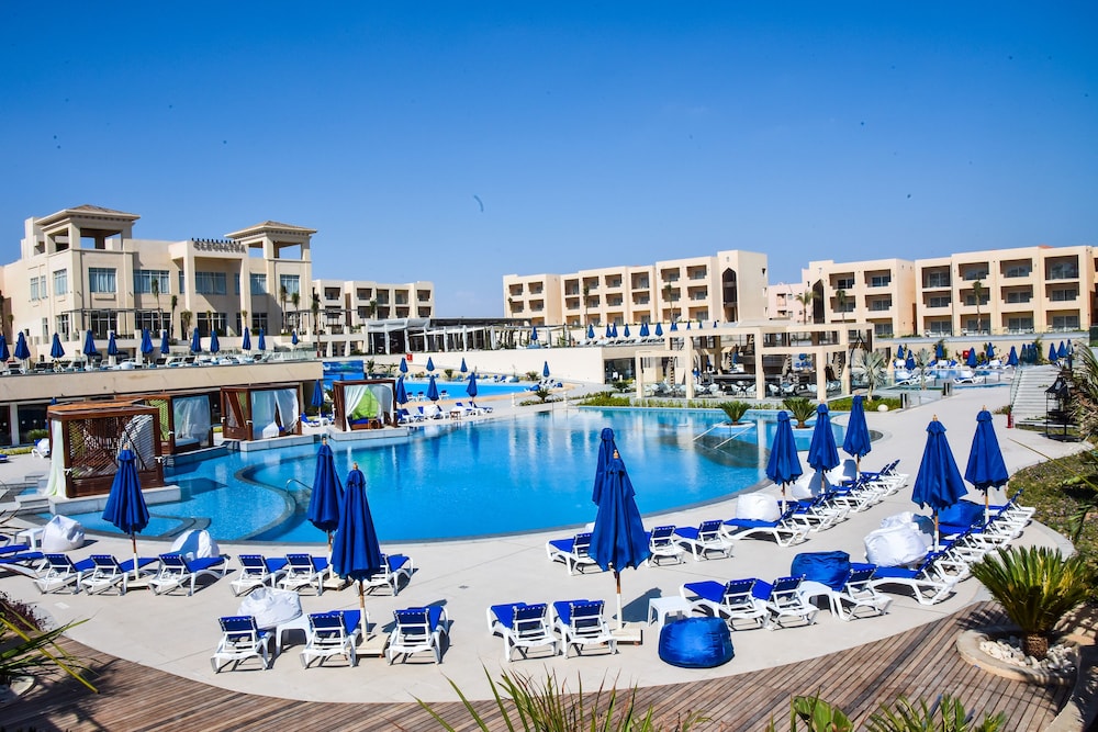 Cleopatra Luxury Resort Sharm Adults Only +16 53/58