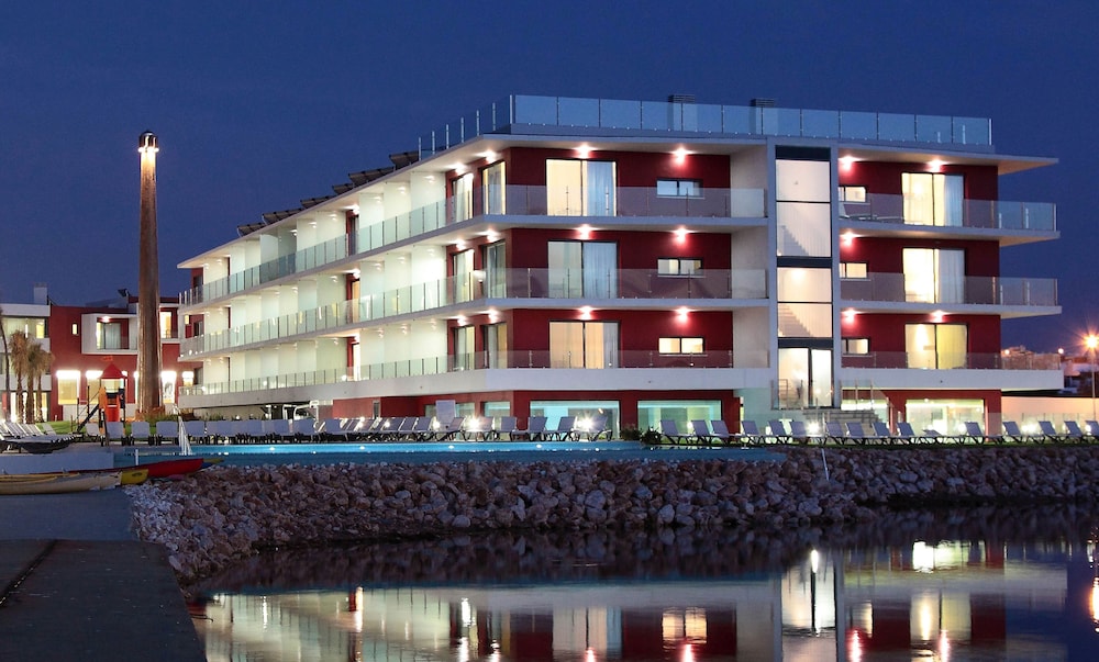 Agua Hotels Riverside 1/49