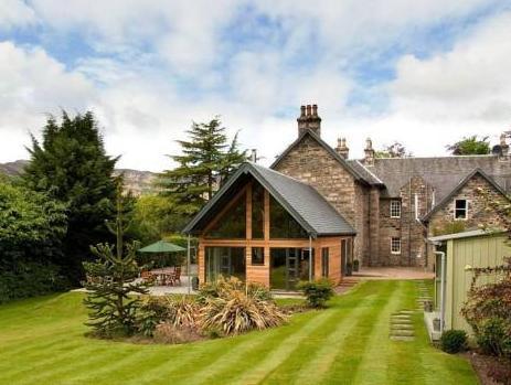 Craigatin House & Courtyard 26/27
