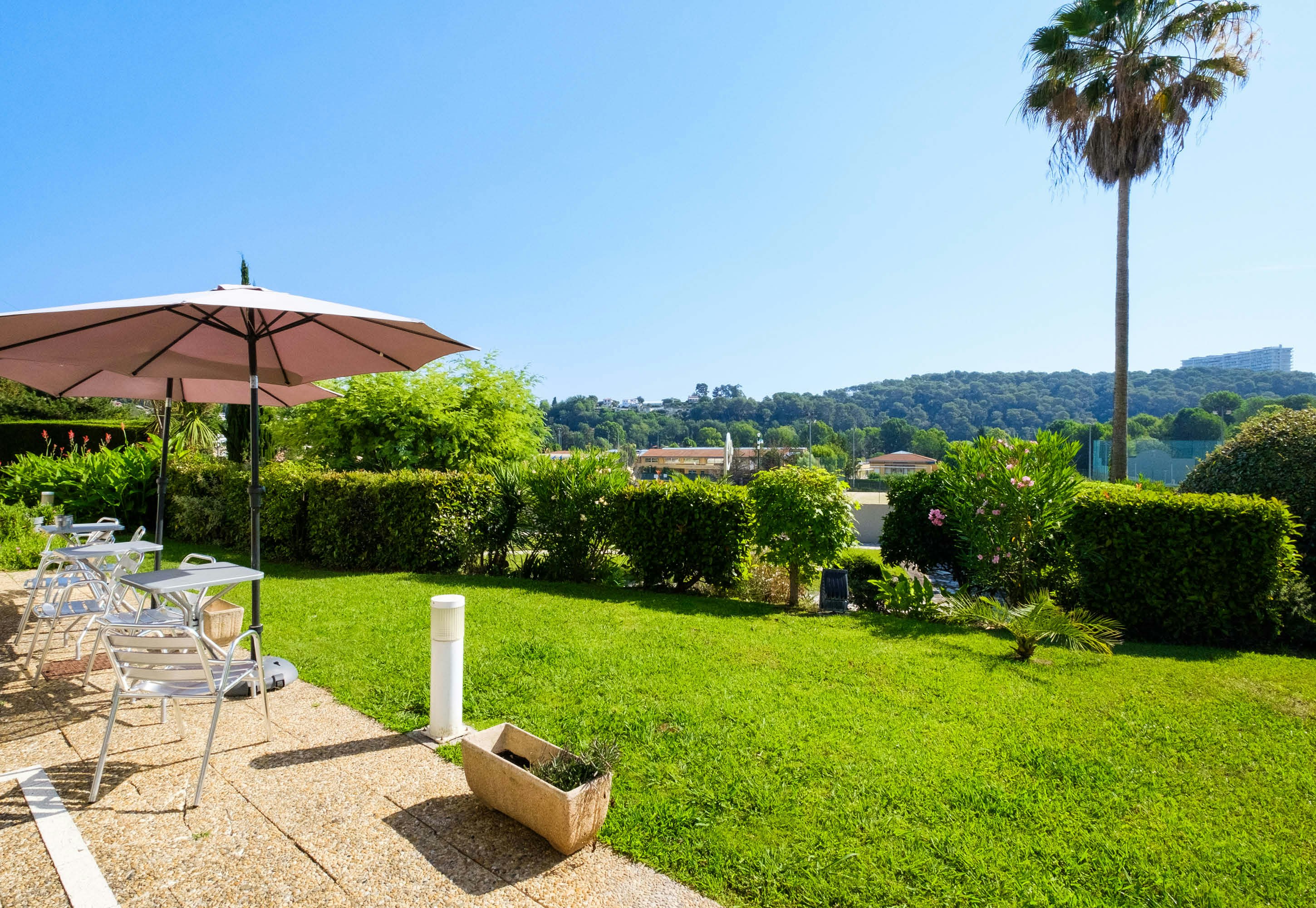 B&B Hotel Villeneuve Loubet Village 15/19