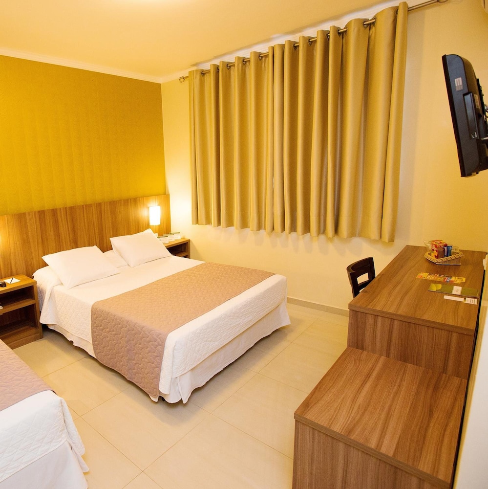 Pietro Angelo Hotel 12/64