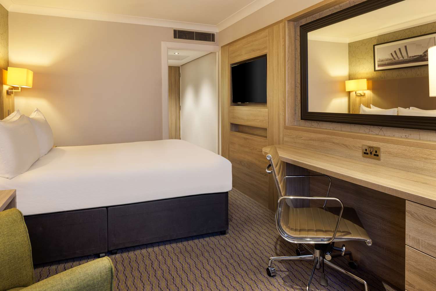 Room, Queen Bed