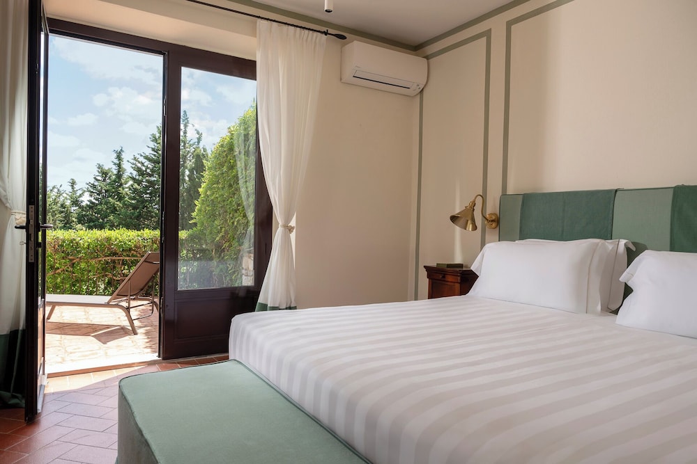 MANOR, PREMIUM, SUITE, HOUSE, TERRACE