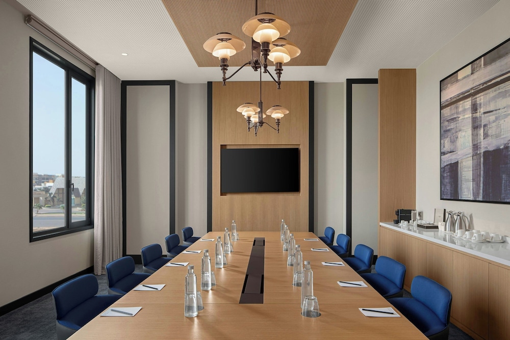 Courtyard by Marriott Dakar Diamniadio 78/89