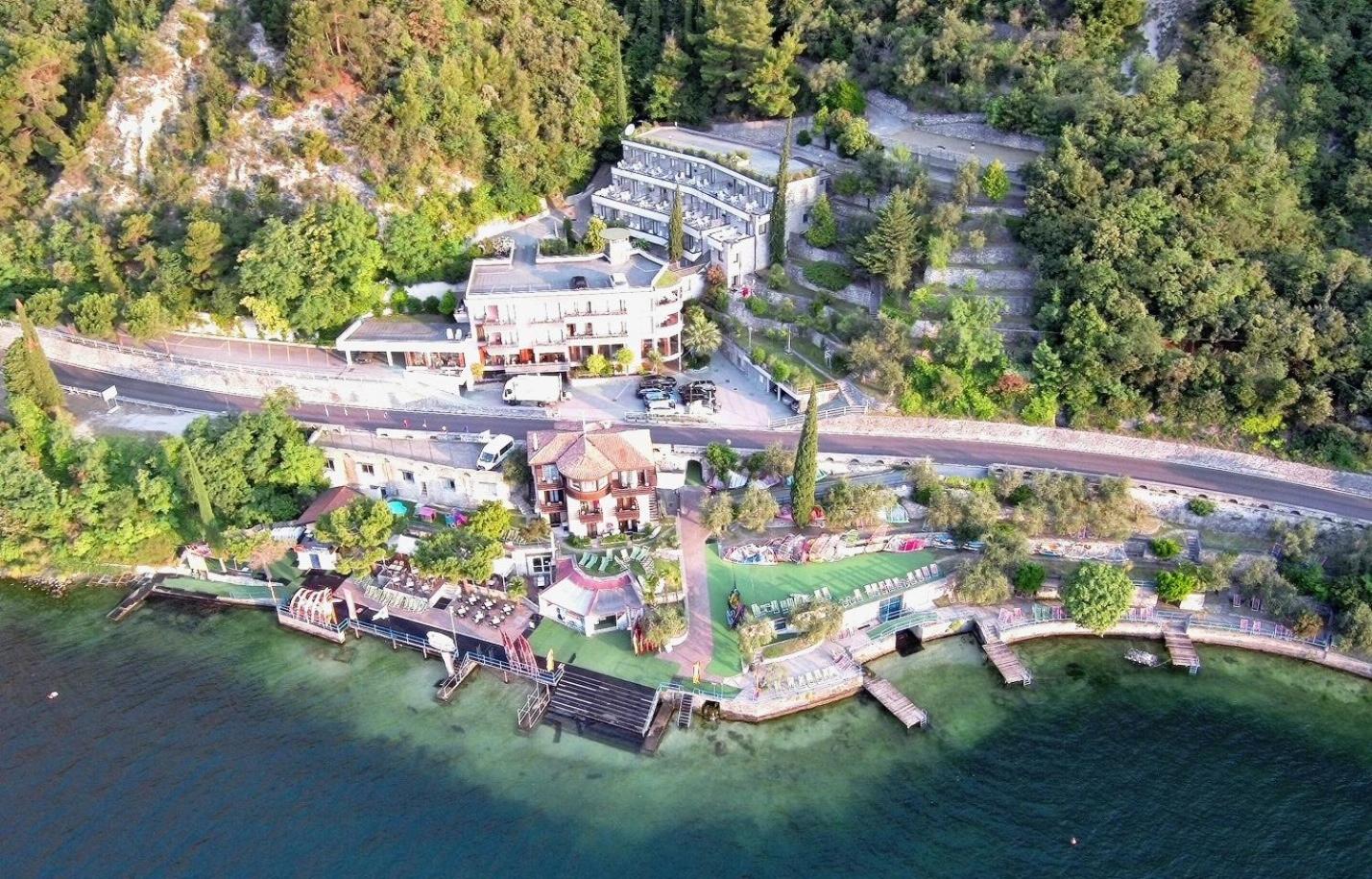 Surf Hotel Pier 33/41