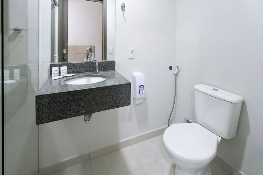 Valerim Itajai Hotel 18/48