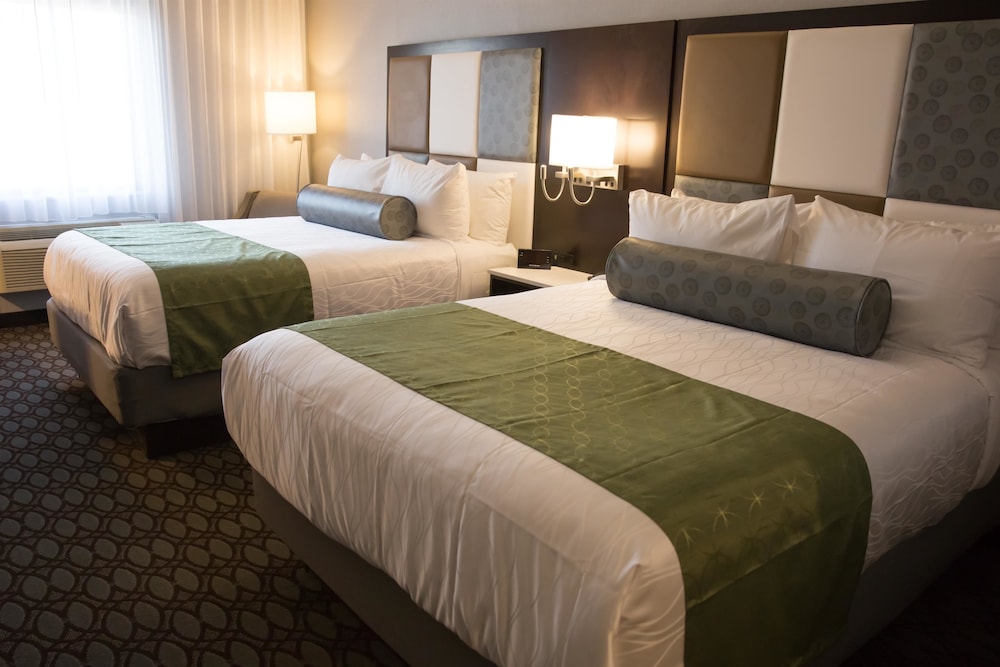 Best Western Premier NYC Gateway Hotel 5/41