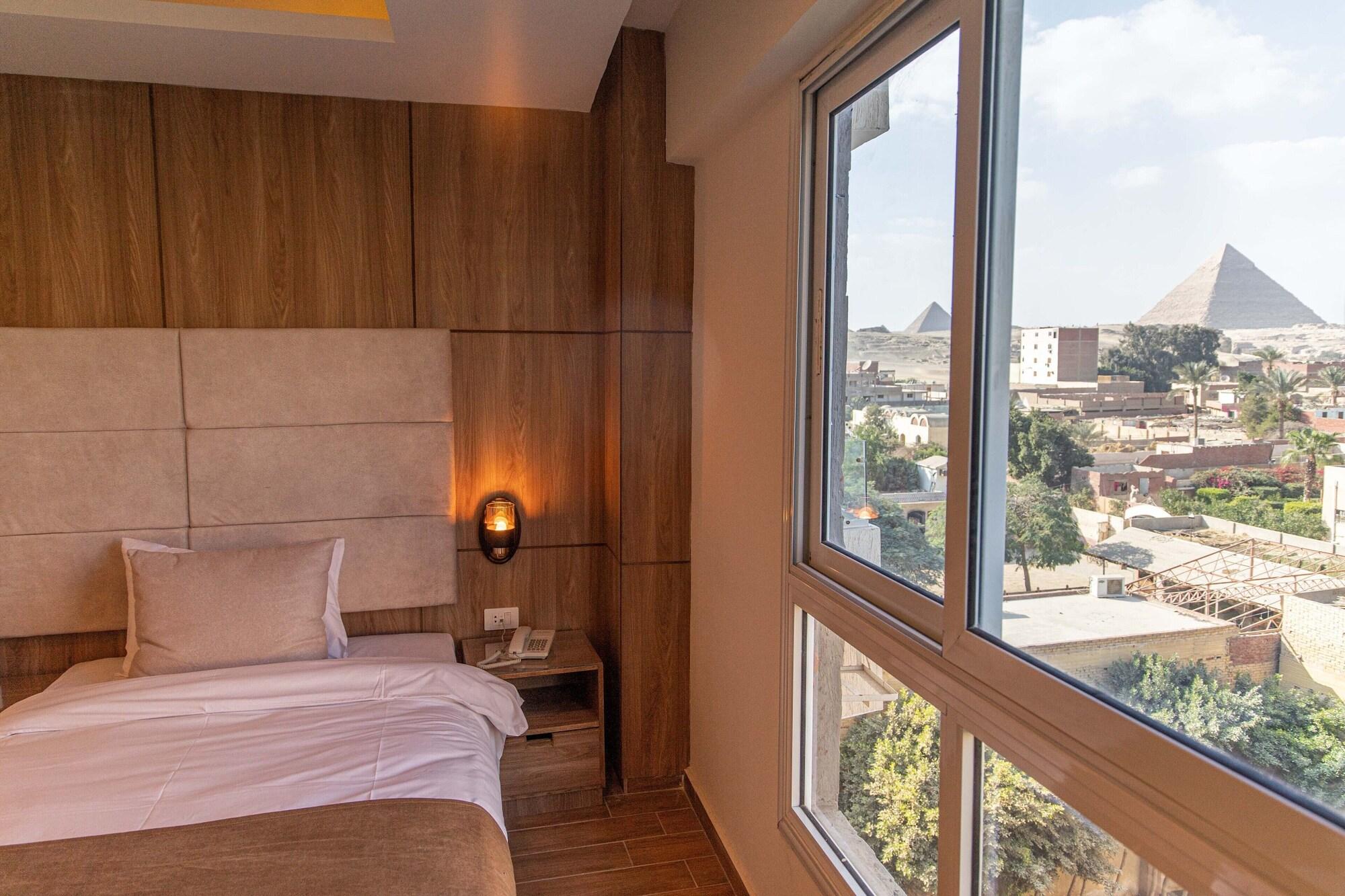 غرفة بانورامية بسرير مزدوج، Nine Pyramids View Hotel 4/5