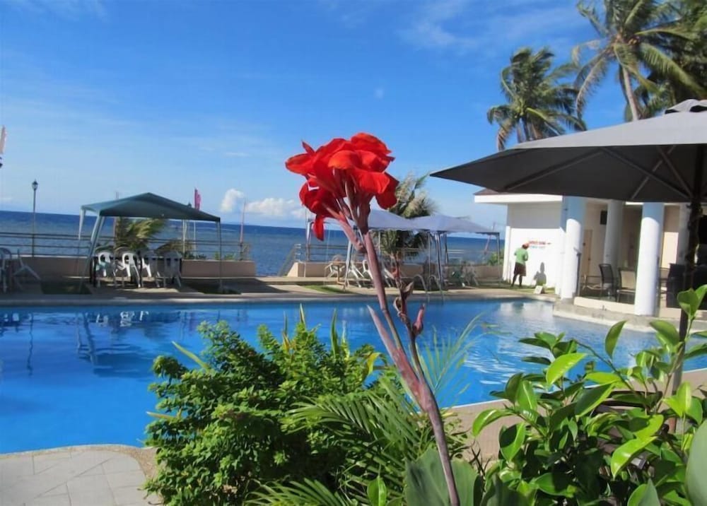 Ucoy Beach Resort 36/38