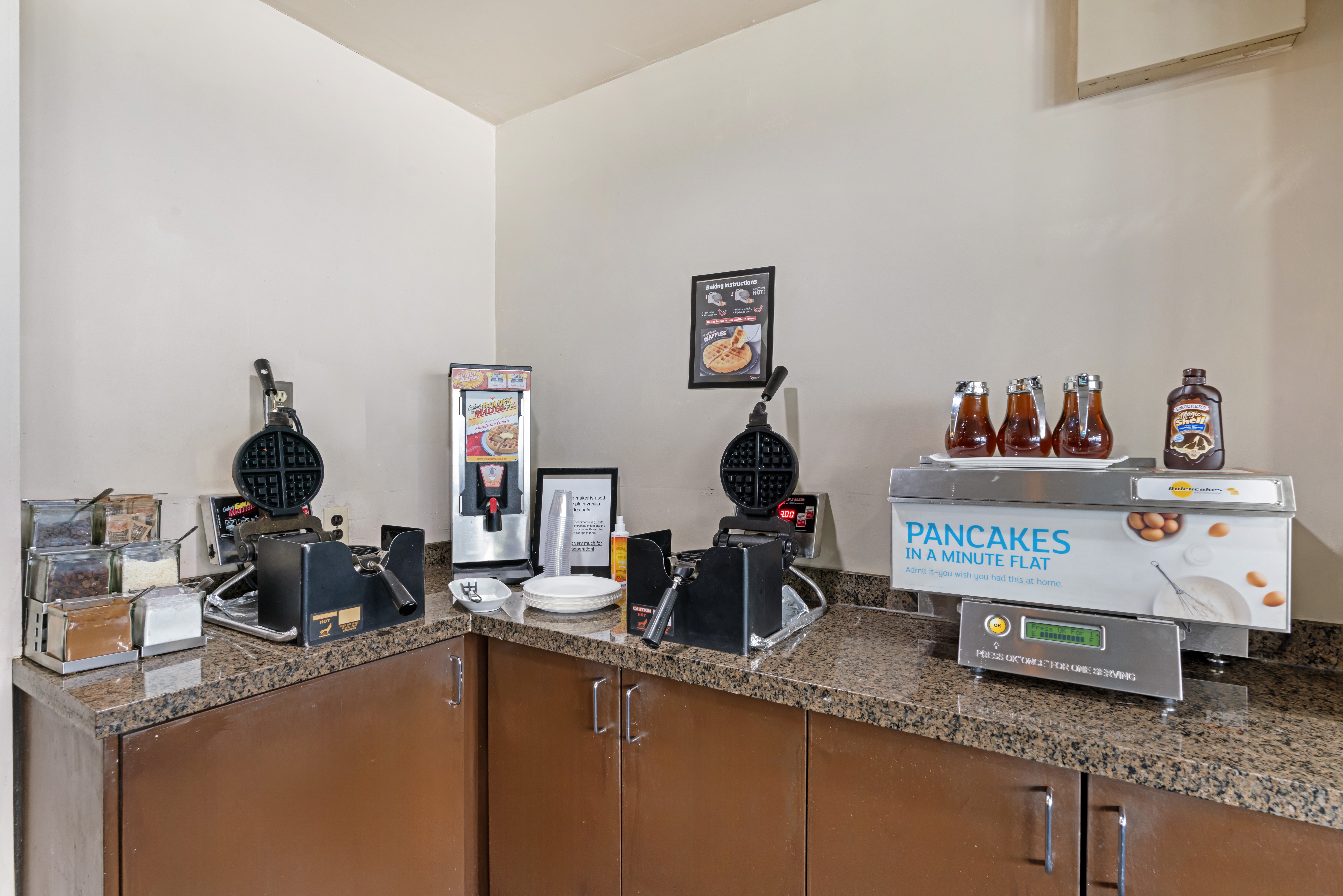 Best Western Plus Burnaby Hotel 13/76
