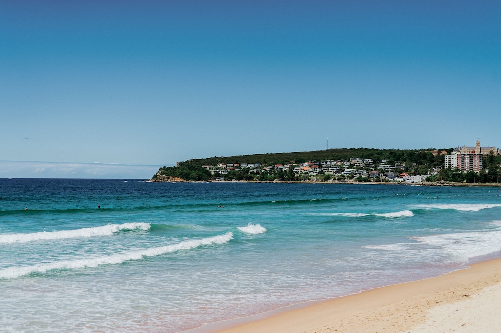 HOTEL STEYNE 44/50