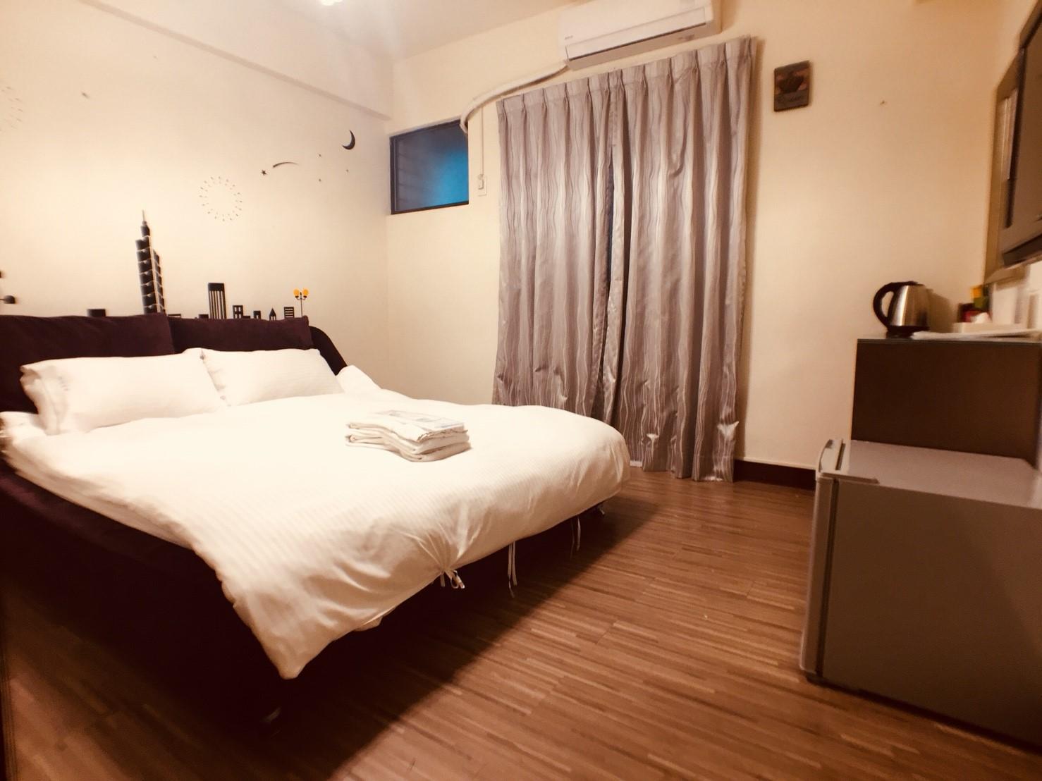 City, Double Bed، Love Fengjia Colorful Hotel 2/2