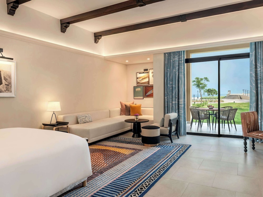 Luxury, King Bed, Beach Front