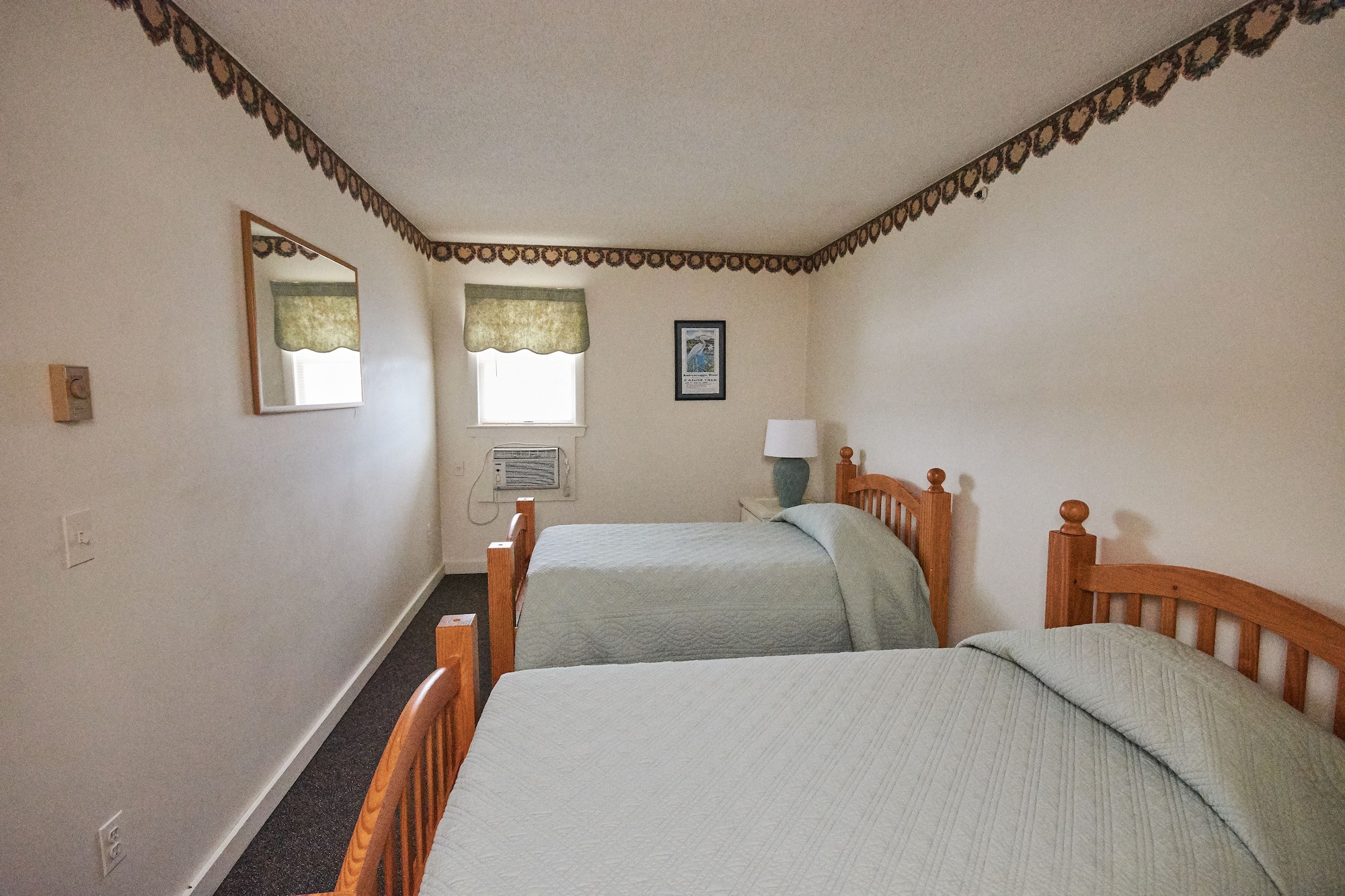 2 Bedrooms, Efficiency, Apartment, Queen and Twin Beds, Sofa