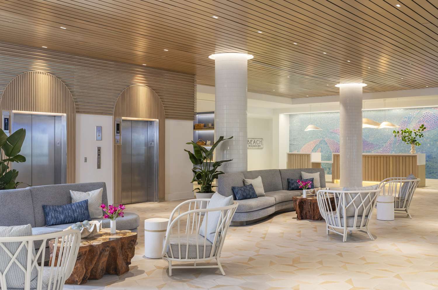 The Singer Oceanfront Resort, Curio Collection by Hilton 31/56