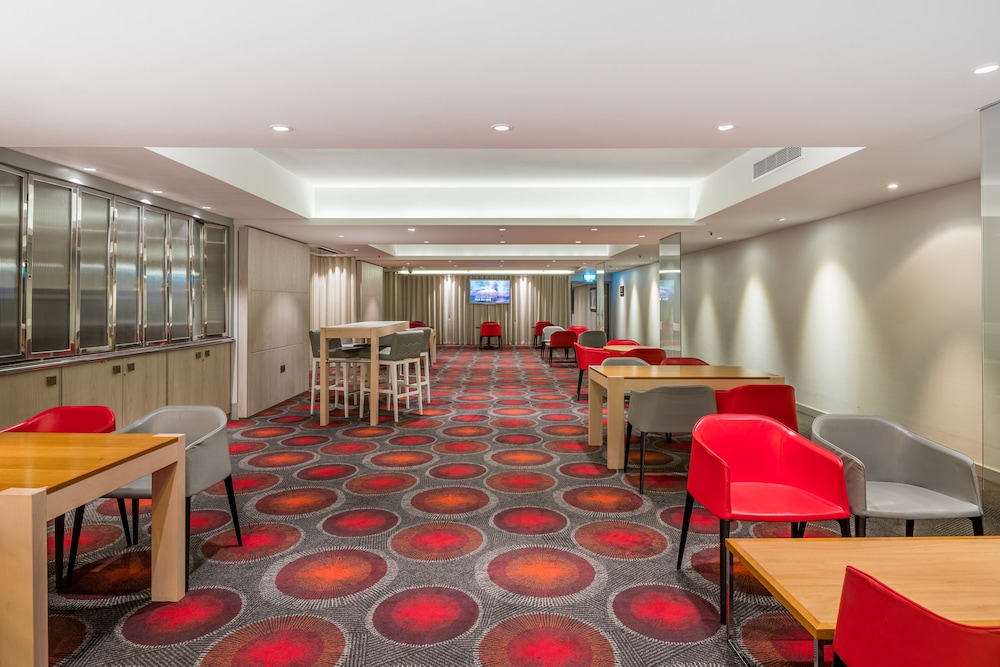 The Marble Arch Hotel, by Thistle 56/83