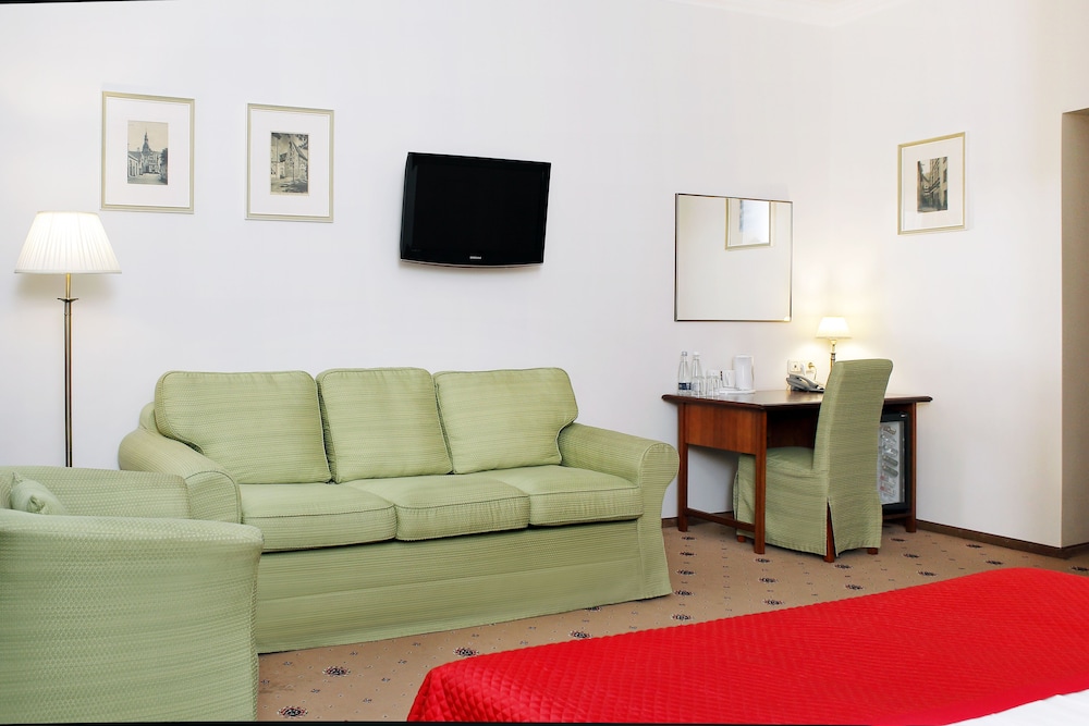 Radi Un Draugi Hotel 37/65