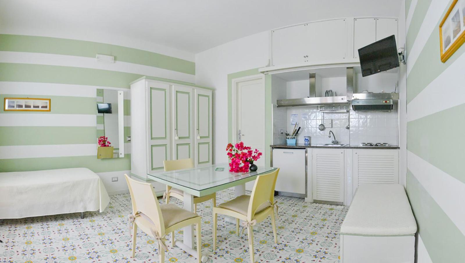 Hotel Residence Mendolita 31/50
