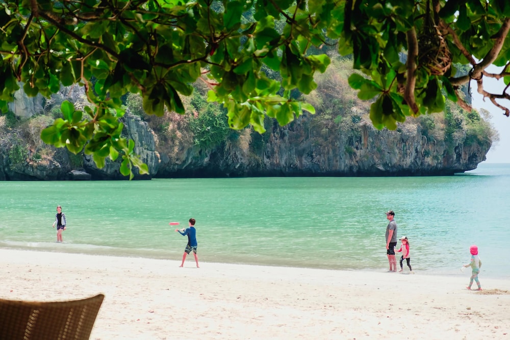 Railay Village Resort & Spa 43/48