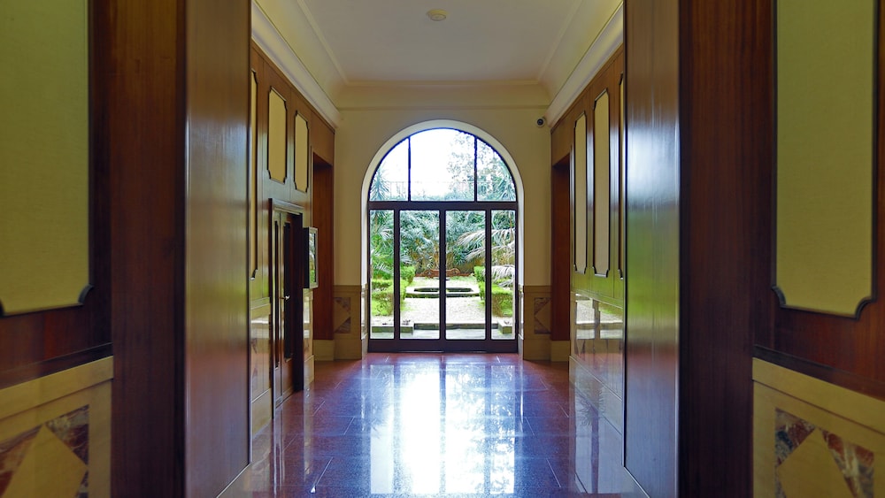 タタ B&B 写真4