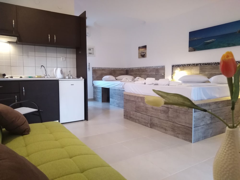Caretta Village 24/43