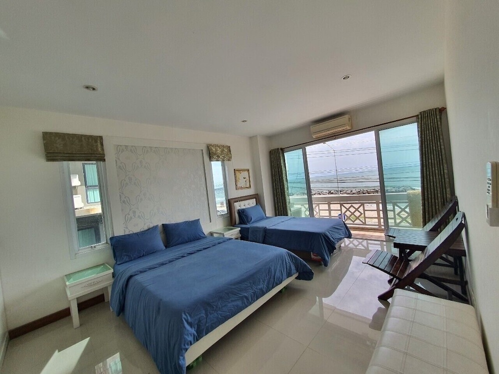 SUITE, SEA VIEW